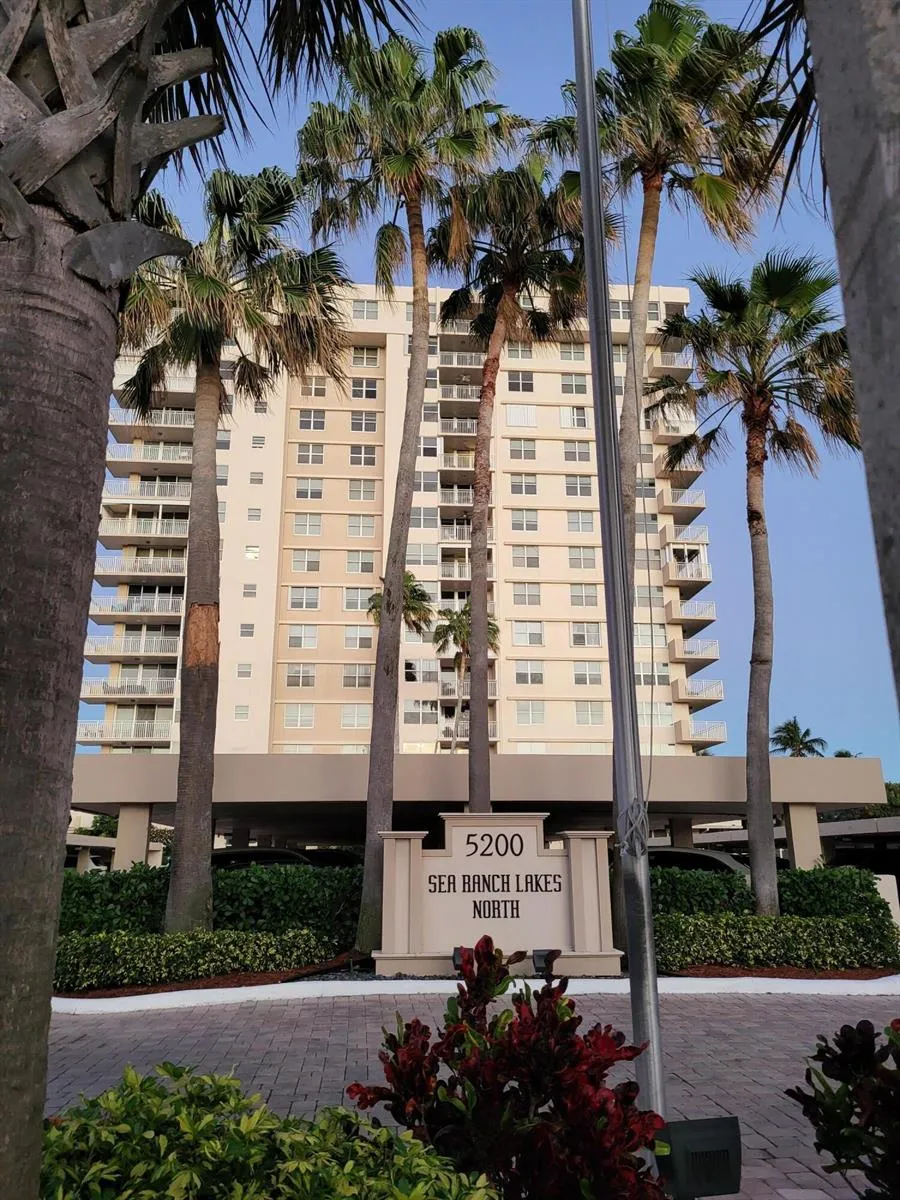 5200 Ocean Boulevard #615 Lauderdale By The Sea, FL 33308