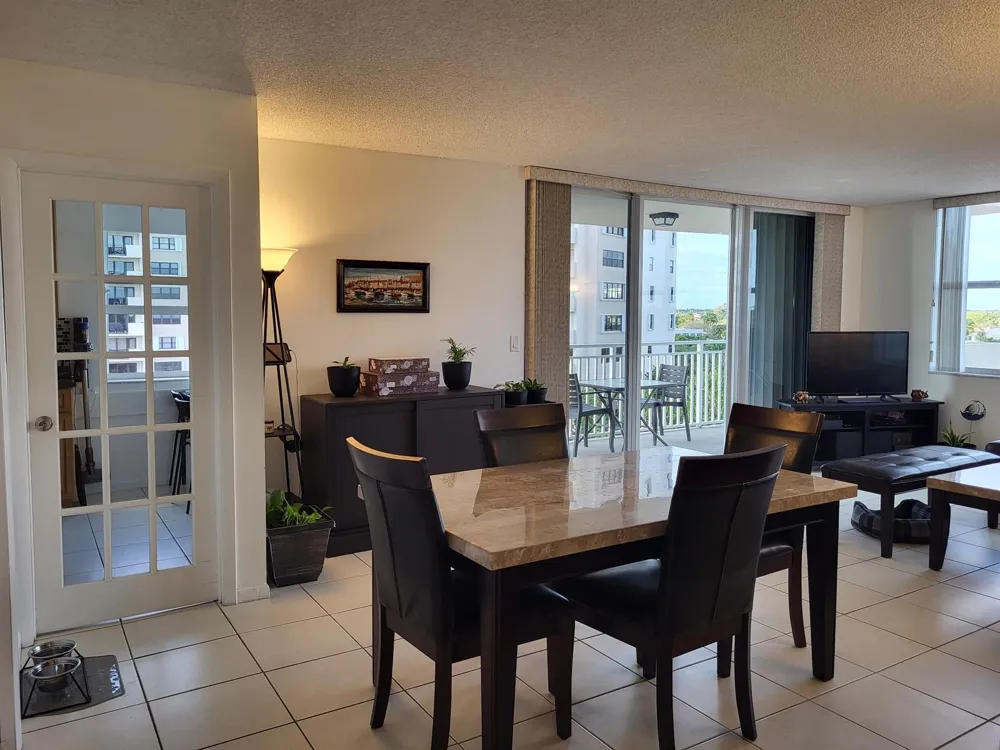 5200 Ocean Boulevard #615 Lauderdale By The Sea, FL 33308