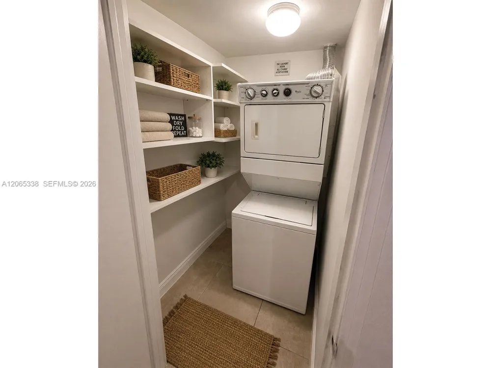 60 SW 13th St #3219 Miami, FL 33130