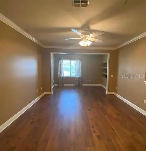 1301 EASTERN PECAN PLACE #208 Winter Garden, FL 34787
