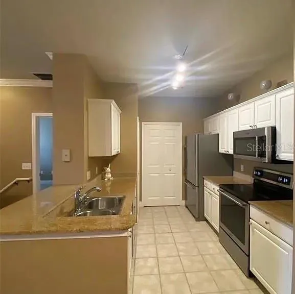 1301 EASTERN PECAN PLACE #208 Winter Garden, FL 34787