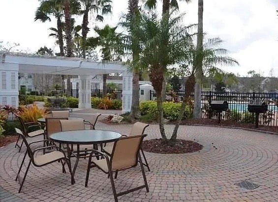 1301 EASTERN PECAN PLACE #208 Winter Garden, FL 34787