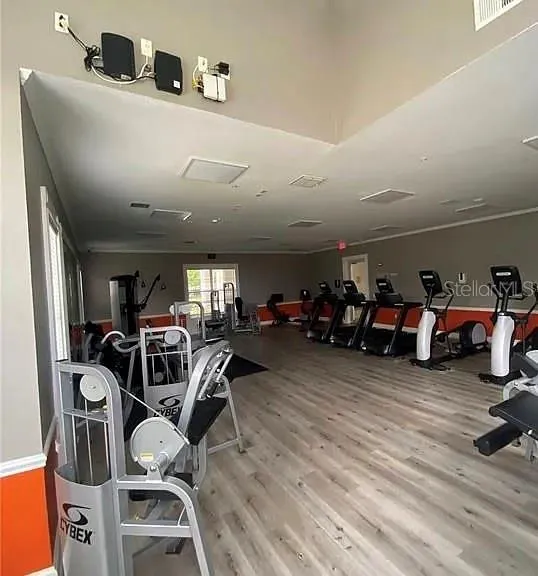 1301 EASTERN PECAN PLACE #208 Winter Garden, FL 34787
