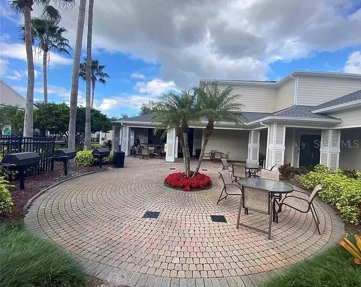 1301 EASTERN PECAN PLACE #208 Winter Garden, FL 34787