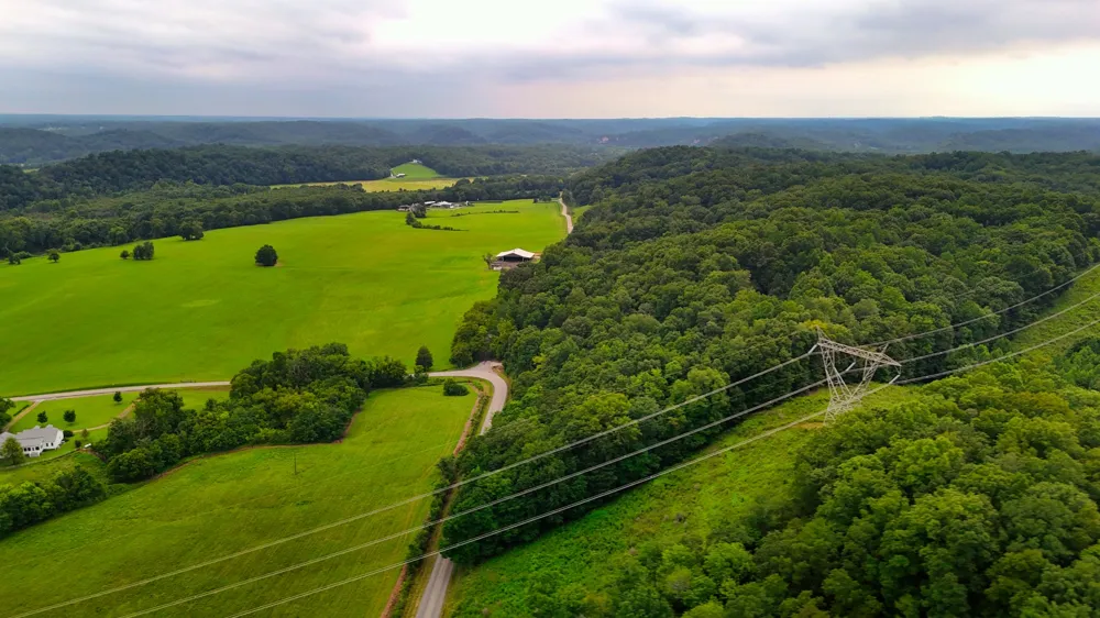 4 Cedar Hill Rd White Bluff, TN 37187