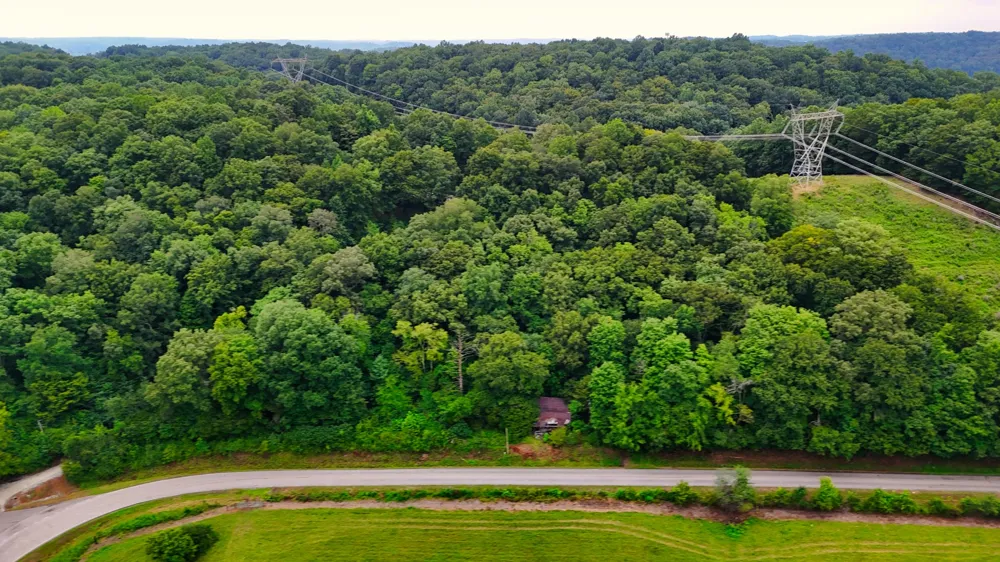 4 Cedar Hill Rd White Bluff, TN 37187