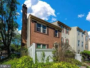 11435 APPLEDOWRE WAY #18