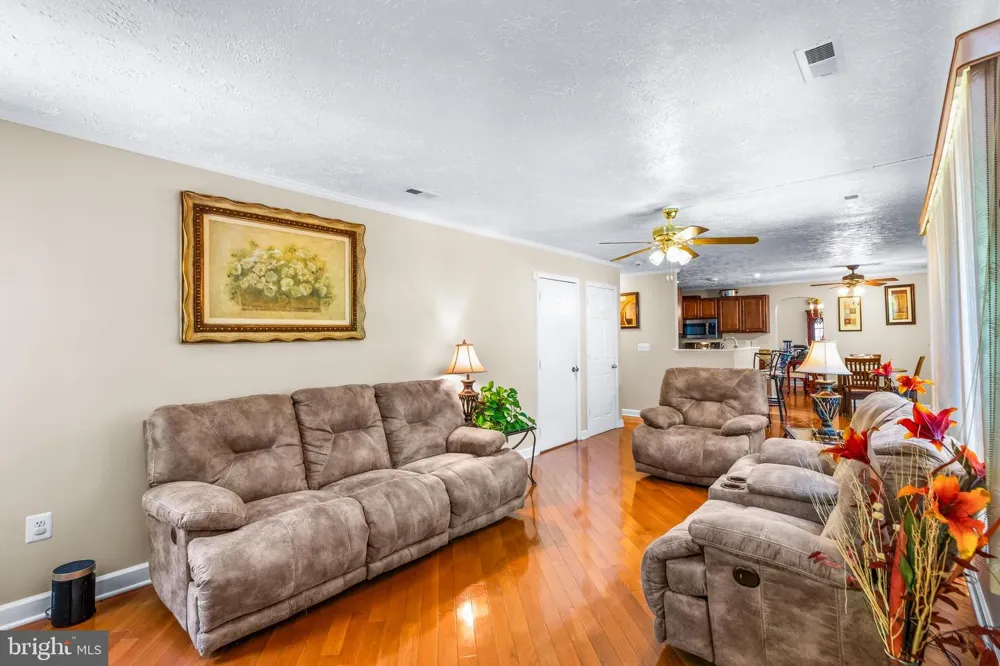 2807 TYBURN OAKS COURT Waldorf, MD 20601