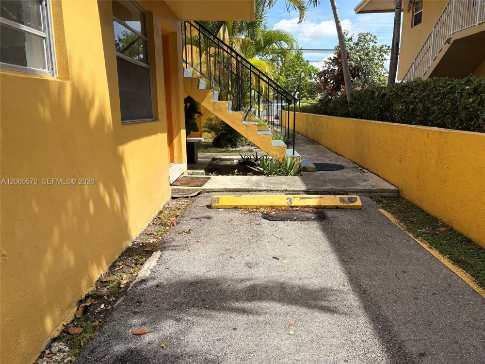 1838 SW 4th St #3 Miami, FL 33135