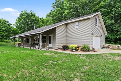 21641 Pine Lake Road