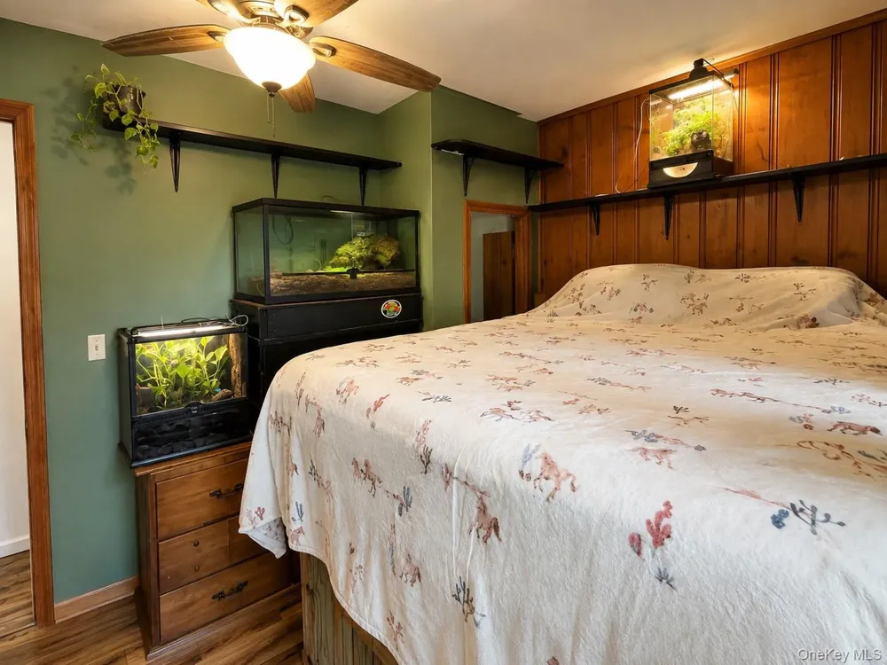 16 Upper Hillman Road Warwick, NY 10990
