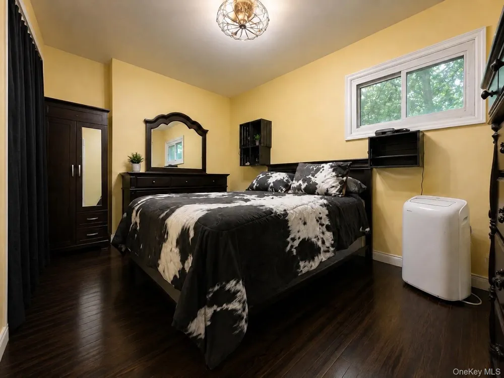 16 Upper Hillman Road Warwick, NY 10990