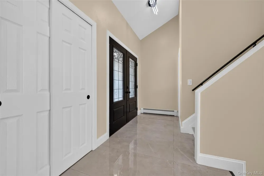 96 Chestnut Street Mount Sinai, NY 11766