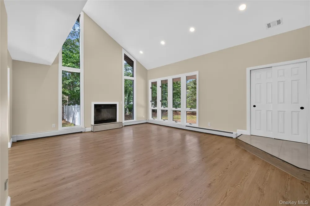96 Chestnut Street Mount Sinai, NY 11766