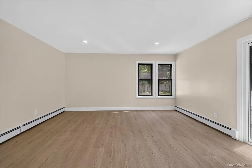 96 Chestnut Street Mount Sinai, NY 11766