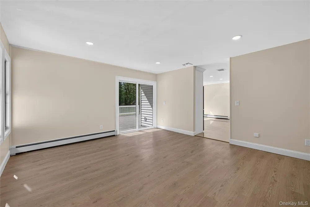 96 Chestnut Street Mount Sinai, NY 11766