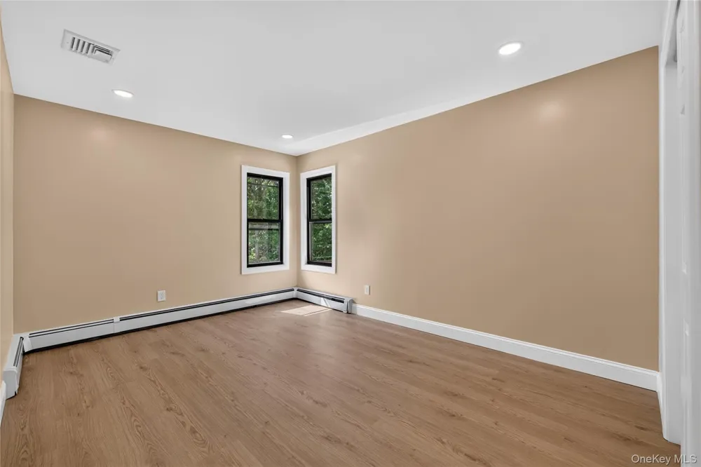 96 Chestnut Street Mount Sinai, NY 11766