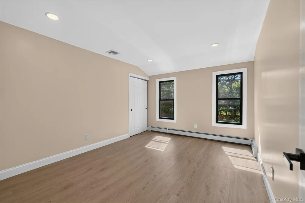 96 Chestnut Street Mount Sinai, NY 11766