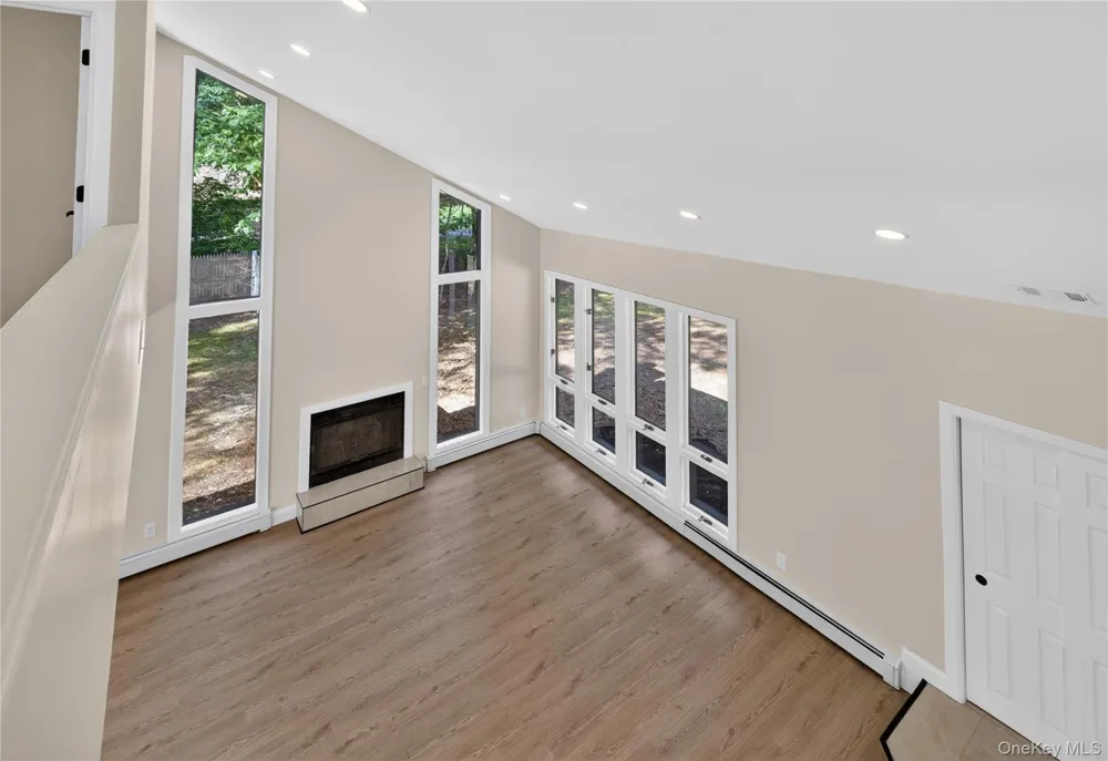 96 Chestnut Street Mount Sinai, NY 11766