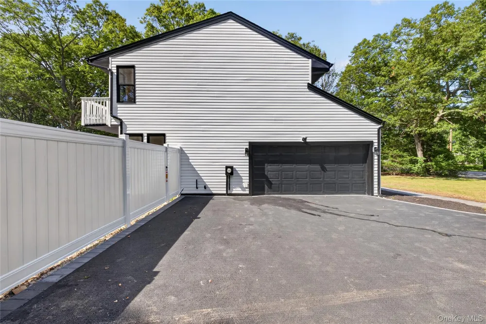 96 Chestnut Street Mount Sinai, NY 11766