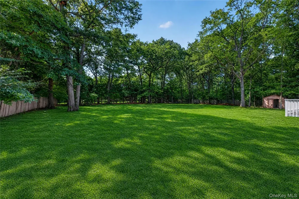 96 Chestnut Street Mount Sinai, NY 11766
