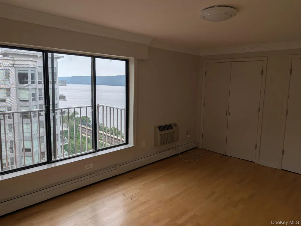 1155 Warburton Avenue Yonkers, NY 10701