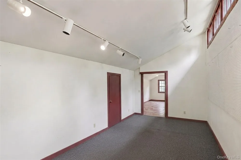 809 Traver Road Pleasant Valley, NY 12569