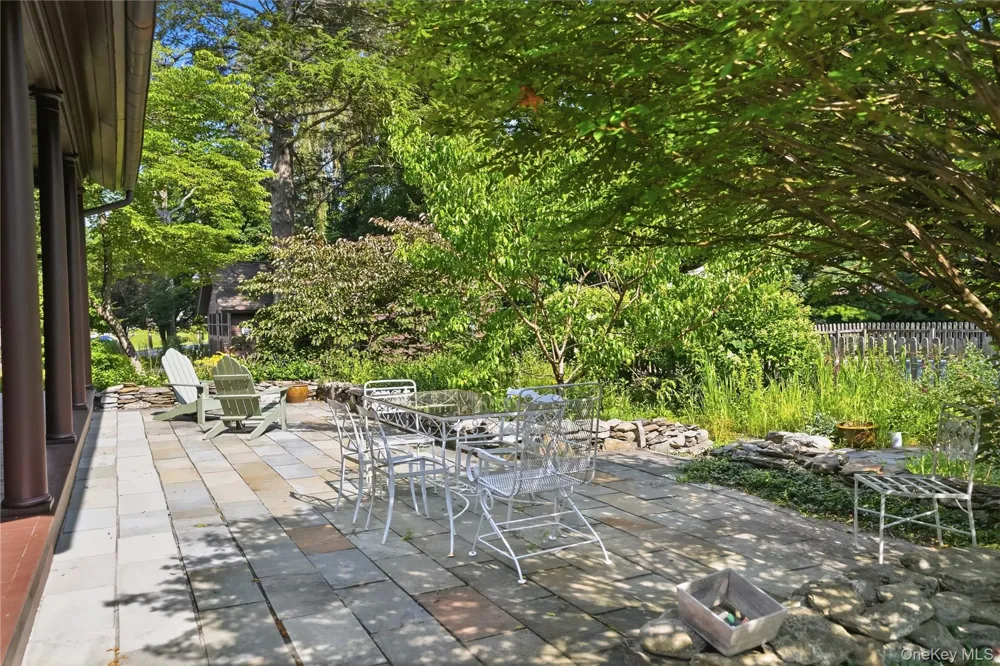 809 Traver Road Pleasant Valley, NY 12569