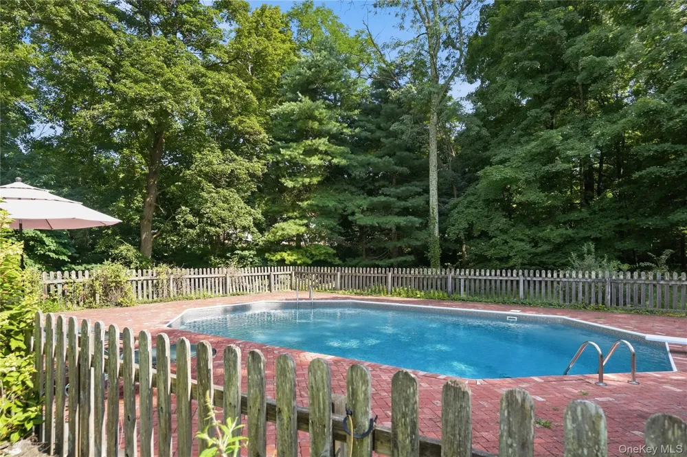 809 Traver Road Pleasant Valley, NY 12569