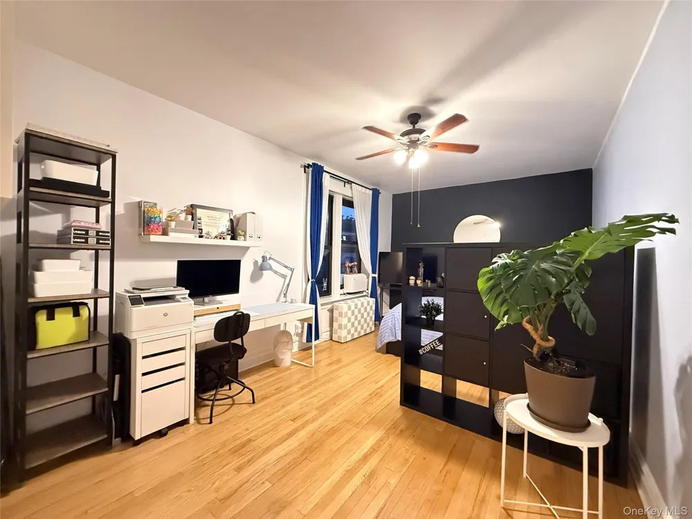 8384 116th Street #6B Richmond Hill, NY 11418