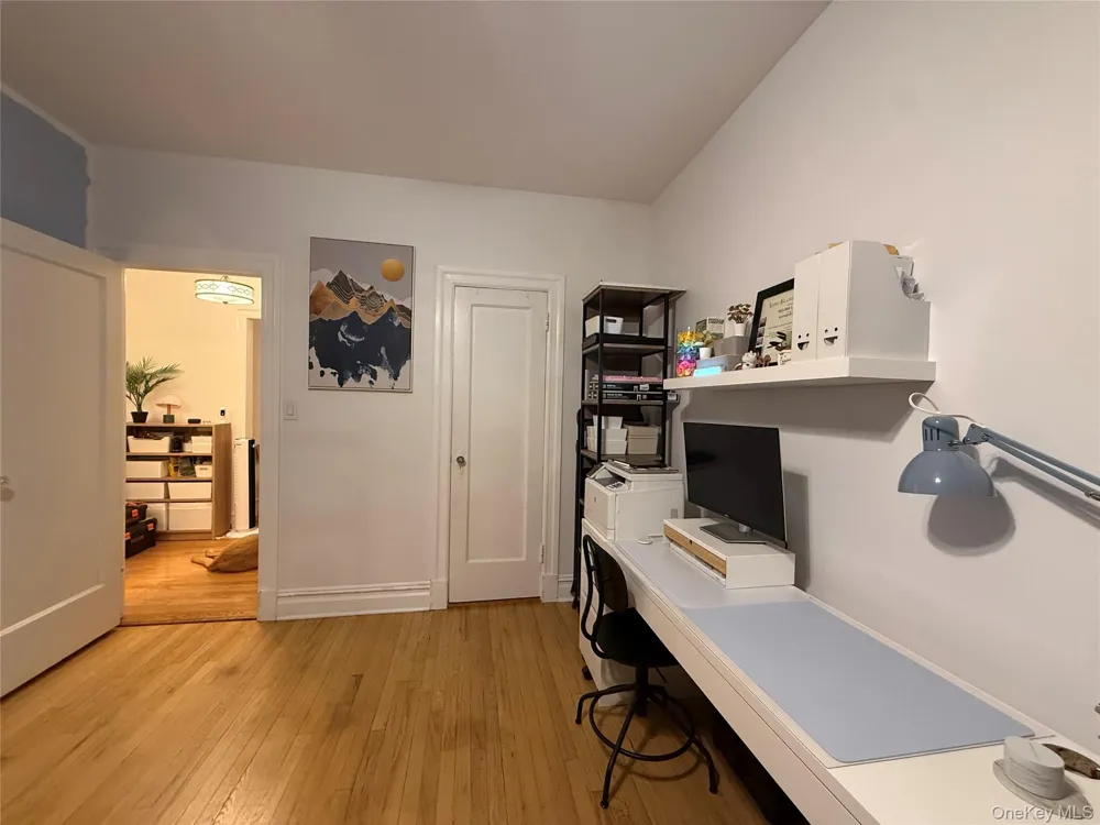 8384 116th Street #6B Richmond Hill, NY 11418