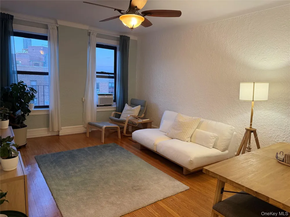 8384 116th Street #6B Richmond Hill, NY 11418