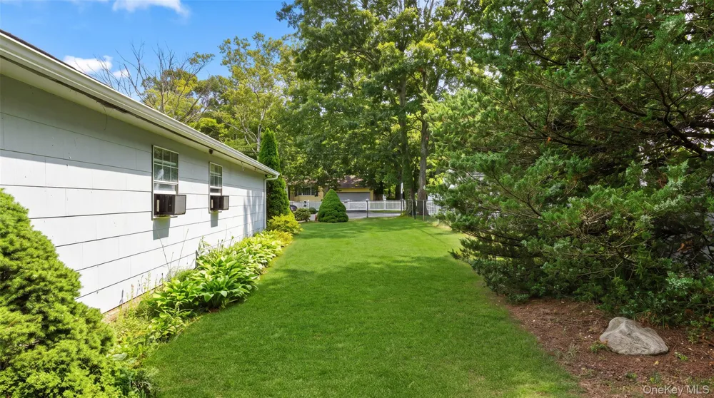 2 Pinetop Drive Shirley, NY 11967