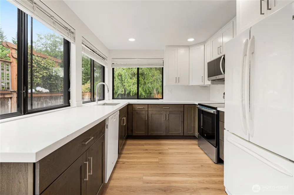 3216 171st Avenue NE Bellevue, WA 98008