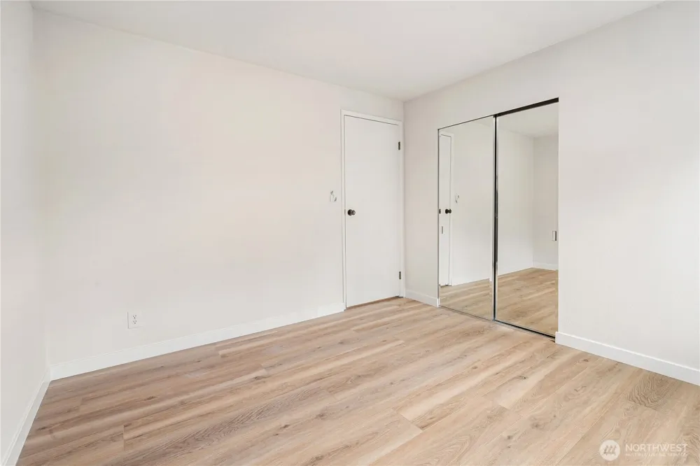 3216 171st Avenue NE Bellevue, WA 98008