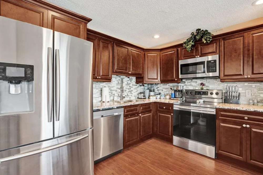 4737 Grapevine Way Davie, FL 33331
