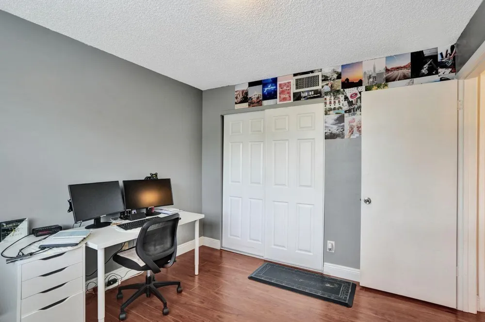 4737 Grapevine Way Davie, FL 33331