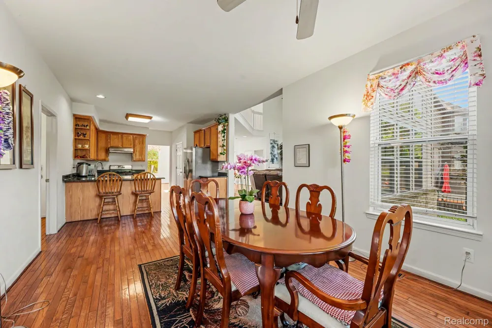 49235 Yale Drive Macomb Township, MI 48044