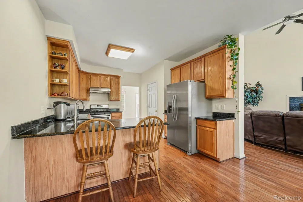 49235 Yale Drive Macomb Township, MI 48044