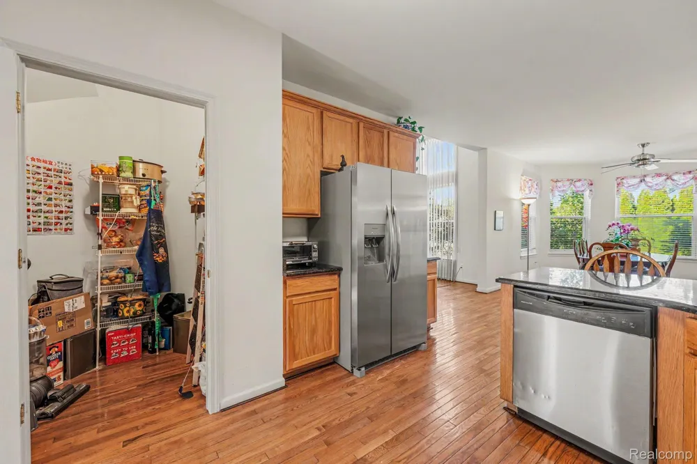 49235 Yale Drive Macomb Township, MI 48044