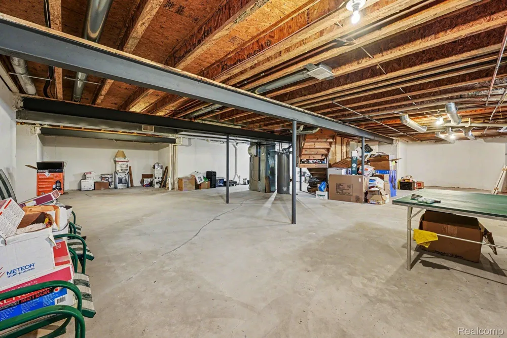 49235 Yale Drive Macomb Township, MI 48044