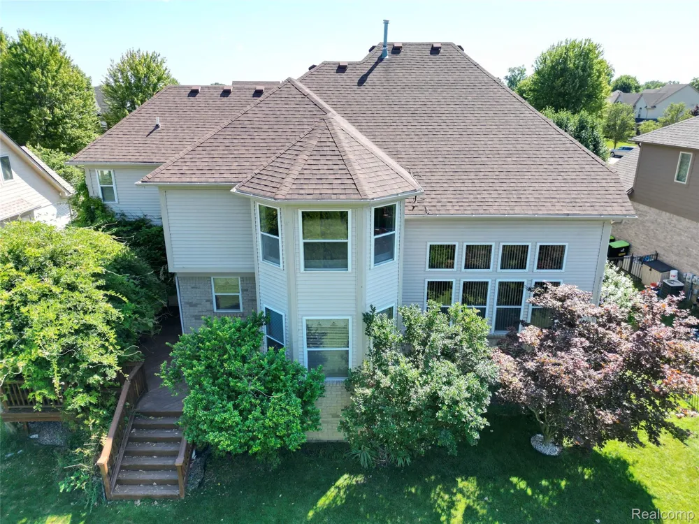 49235 Yale Drive Macomb Township, MI 48044