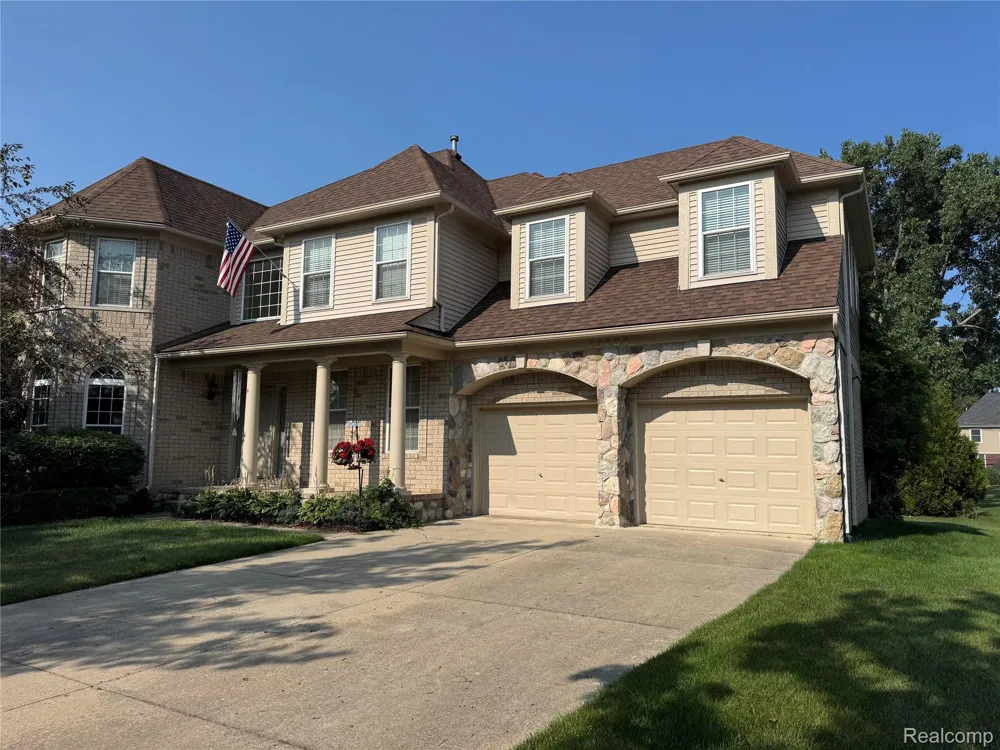 49235 Yale Drive Macomb Township, MI 48044