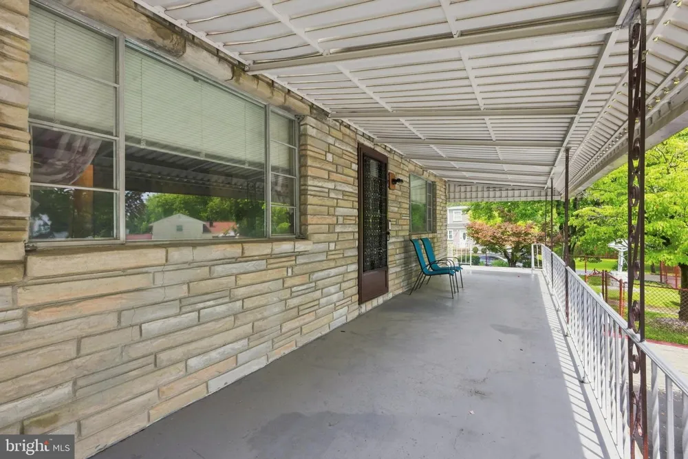 260 SOMERSET STREET Ewing, NJ 08638