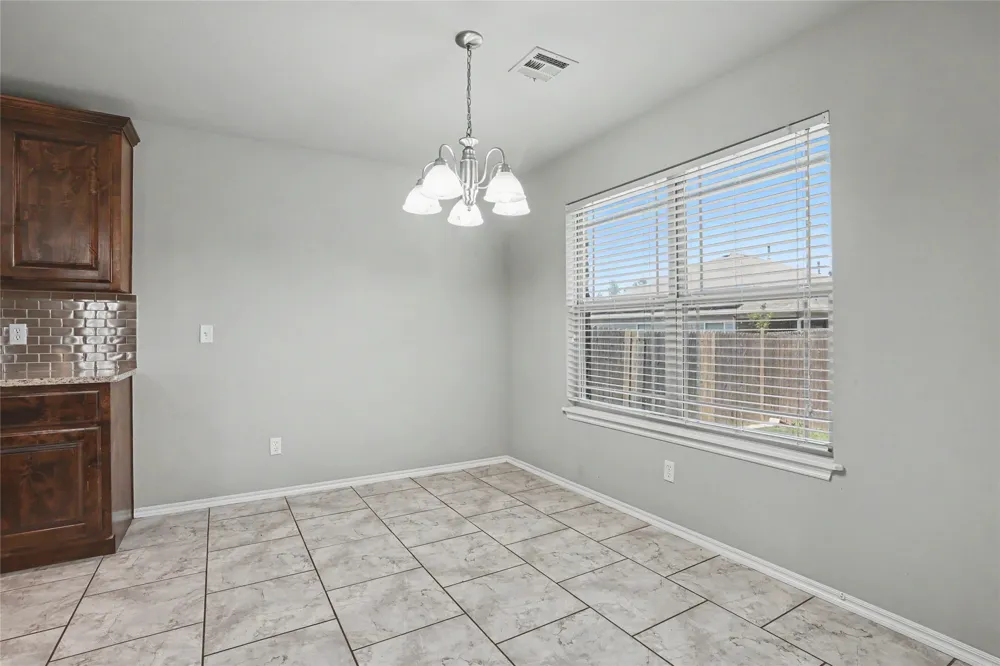 28045 E 149th Place Coweta, OK 74429
