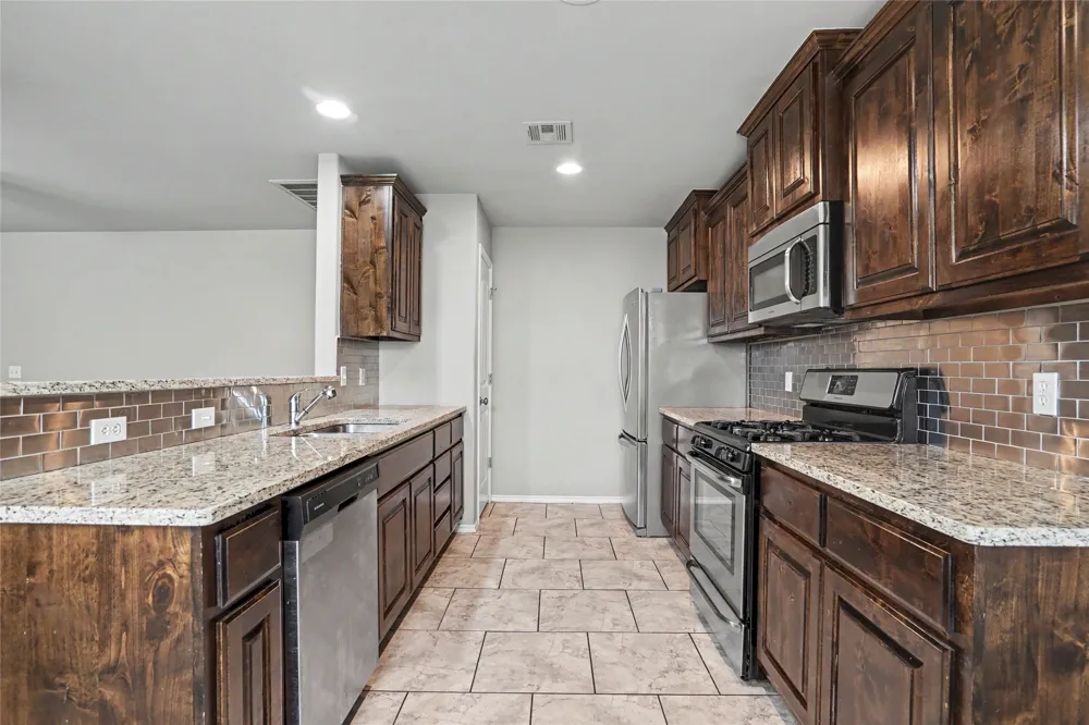 28045 E 149th Place Coweta, OK 74429