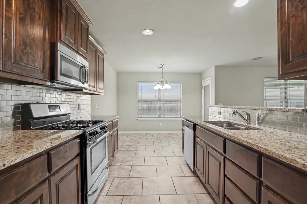 28045 E 149th Place Coweta, OK 74429