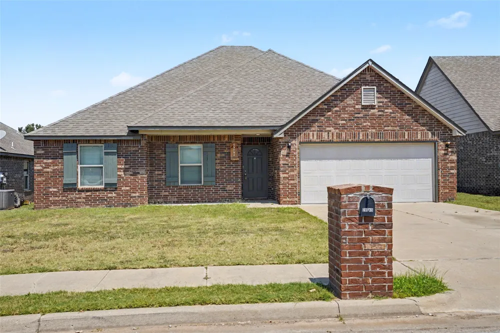 28045 E 149th Place Coweta, OK 74429