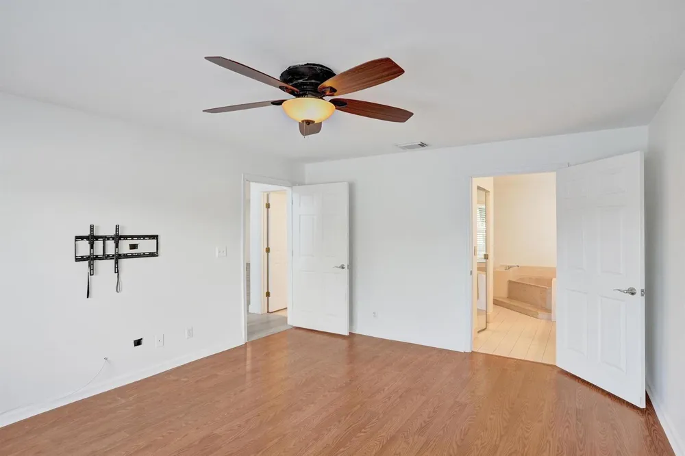 10729 EDINBURGH STREET Cooper City, FL 33026