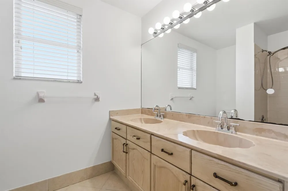 10729 EDINBURGH STREET Cooper City, FL 33026